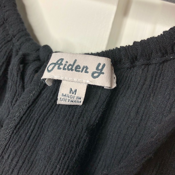 Black Crop Tank - Picture 4 of 4